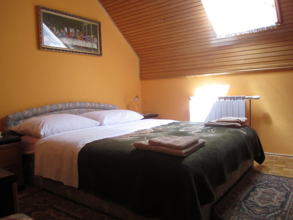 Guest House Sveti Marko Gacka Оточац Номер фото